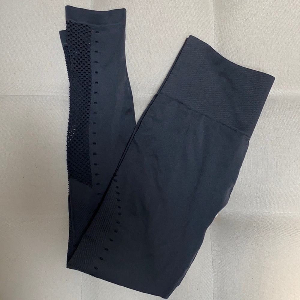 charcoal leggings with leg detail